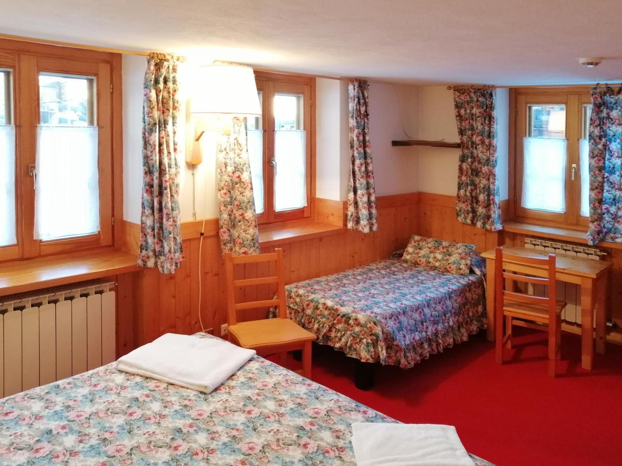 Hotel Locanda Grauson Cogne Exteriör bild
