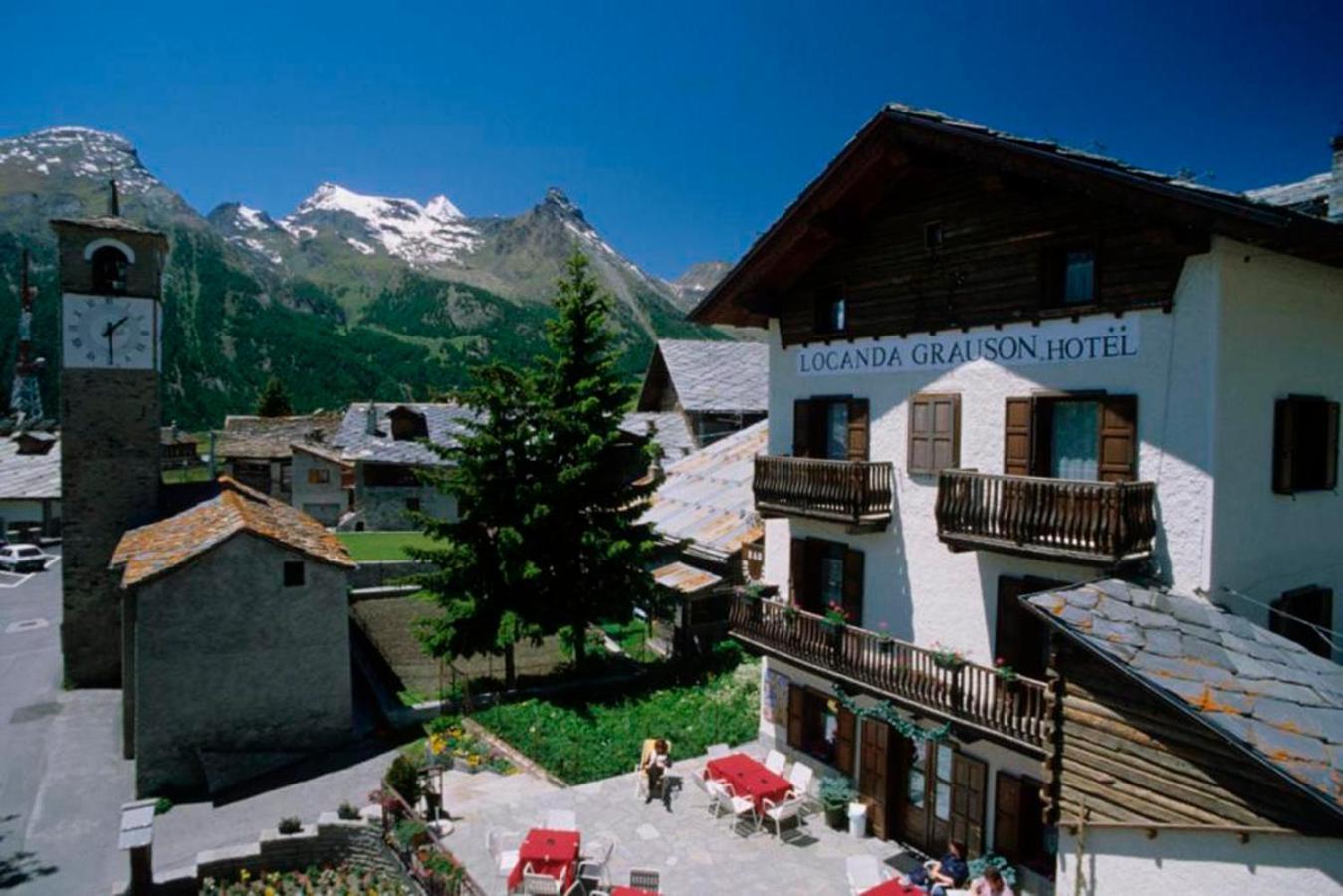 Hotel Locanda Grauson Cogne Exteriör bild