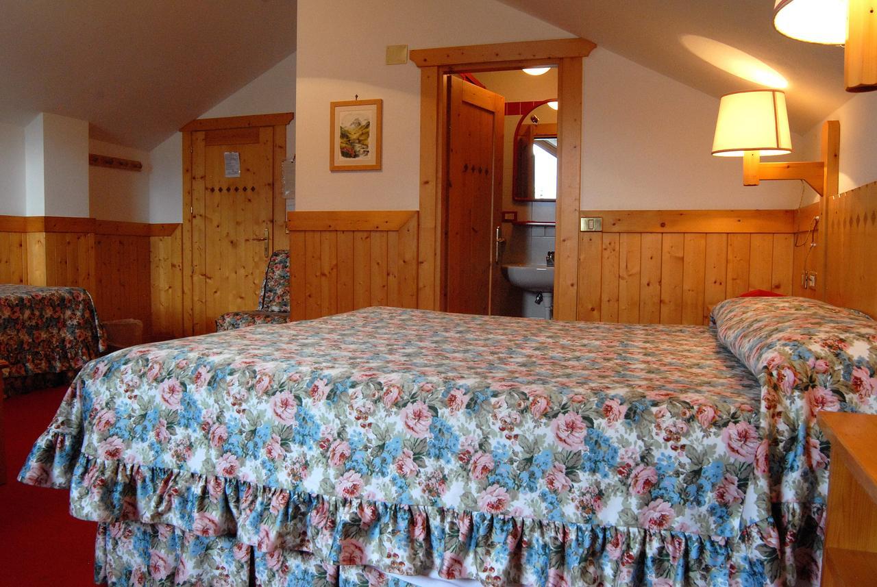 Hotel Locanda Grauson Cogne Exteriör bild