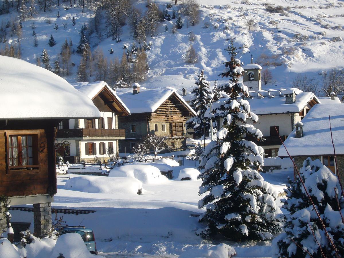 Hotel Locanda Grauson Cogne Exteriör bild