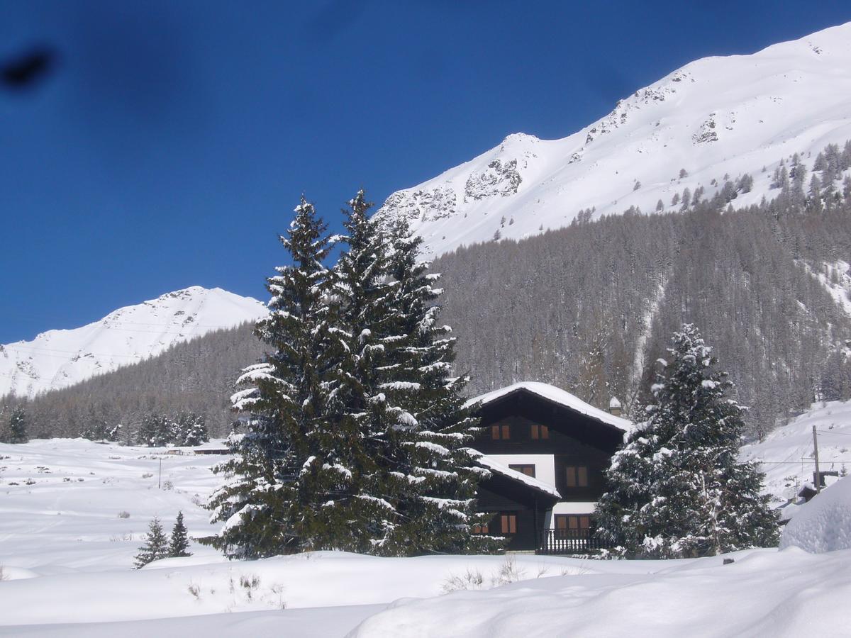Hotel Locanda Grauson Cogne Exteriör bild