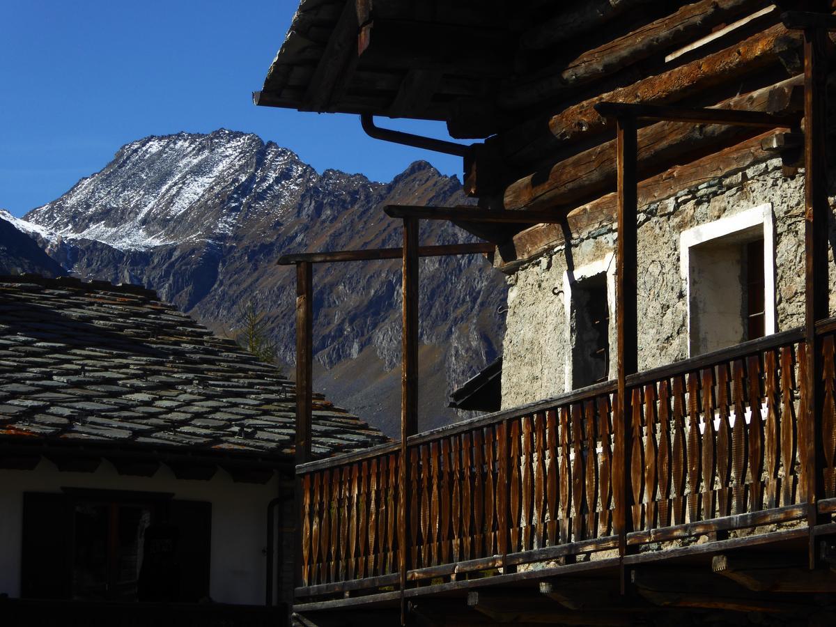 Hotel Locanda Grauson Cogne Exteriör bild